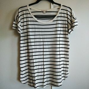 🍁3/$25 GAP Maternity Striped T-Shirt